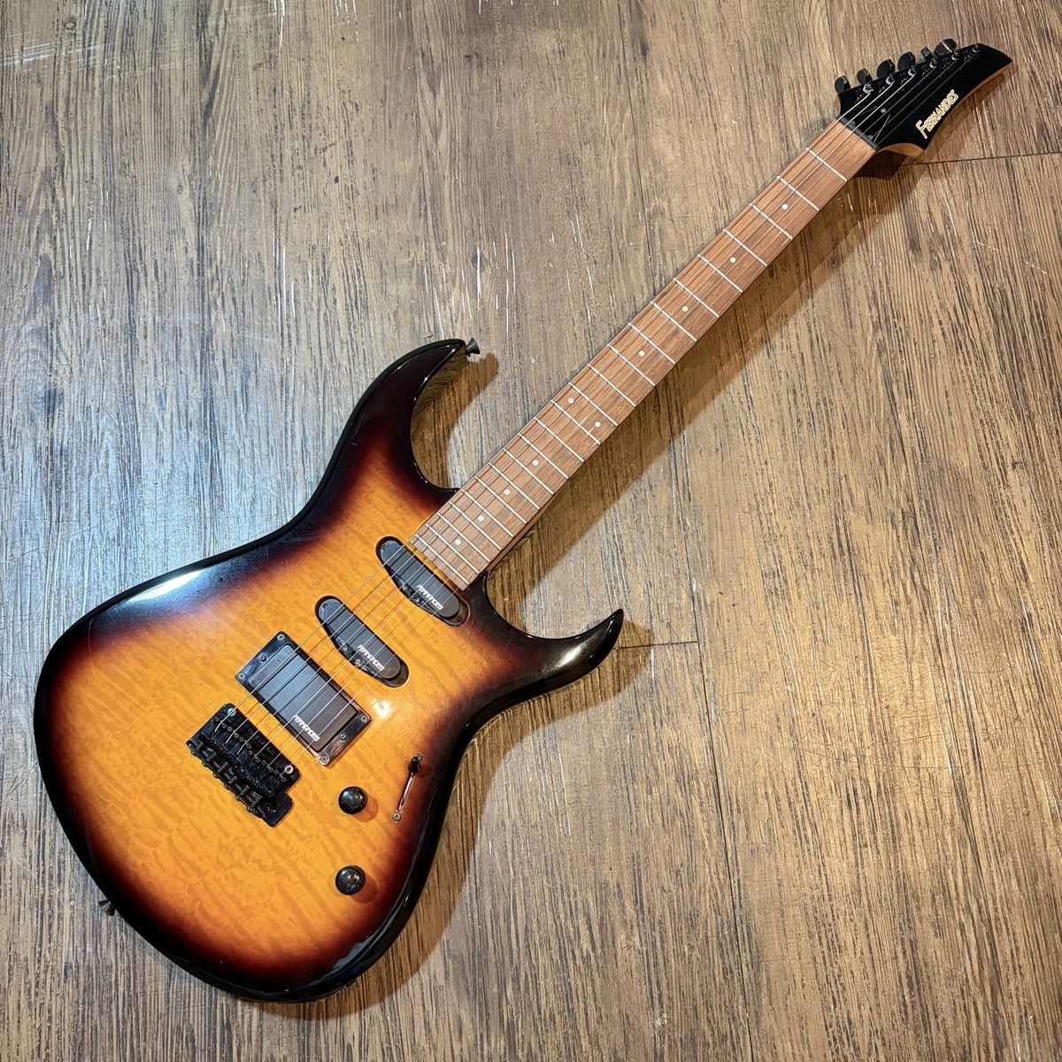 Fernandes FGZ-400 Electric Guitar エレキギター フェルナンデス