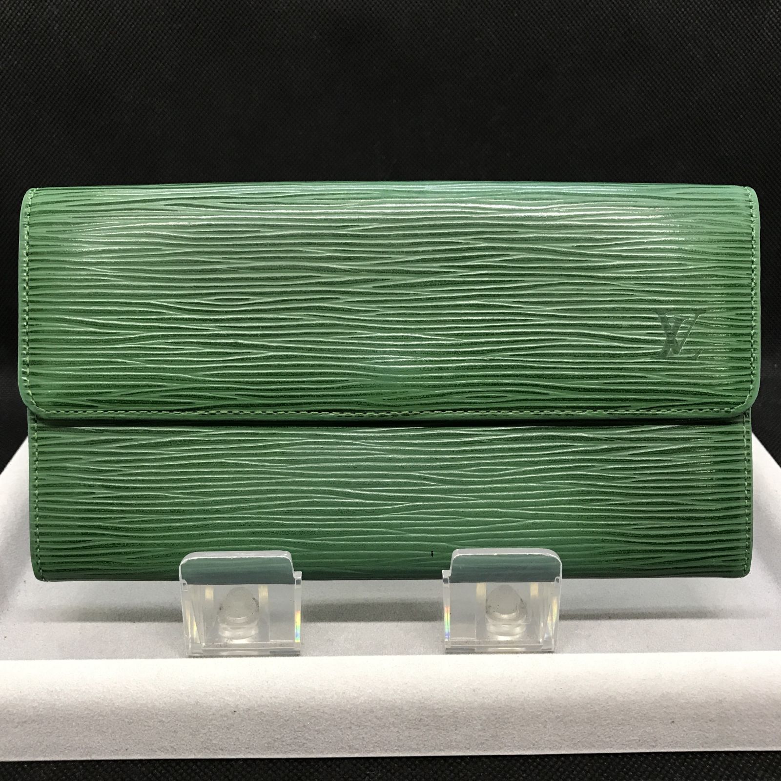 LOUIS VUITTON　ルイヴィトン　長財布　ポシェットポルトモネカルトクレディ　エピ　ボルネオグリーン　2227