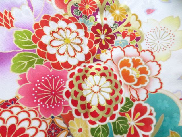 京松】振袖 金駒刺繍 金彩 貸衣裳屋処分品 古典花文様 着物 正絹 身丈