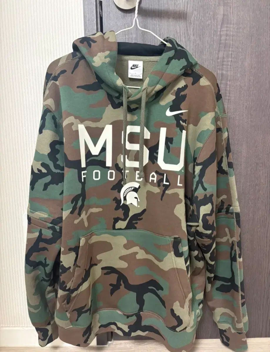 ナイキ MSU カモフーディー (L size)
