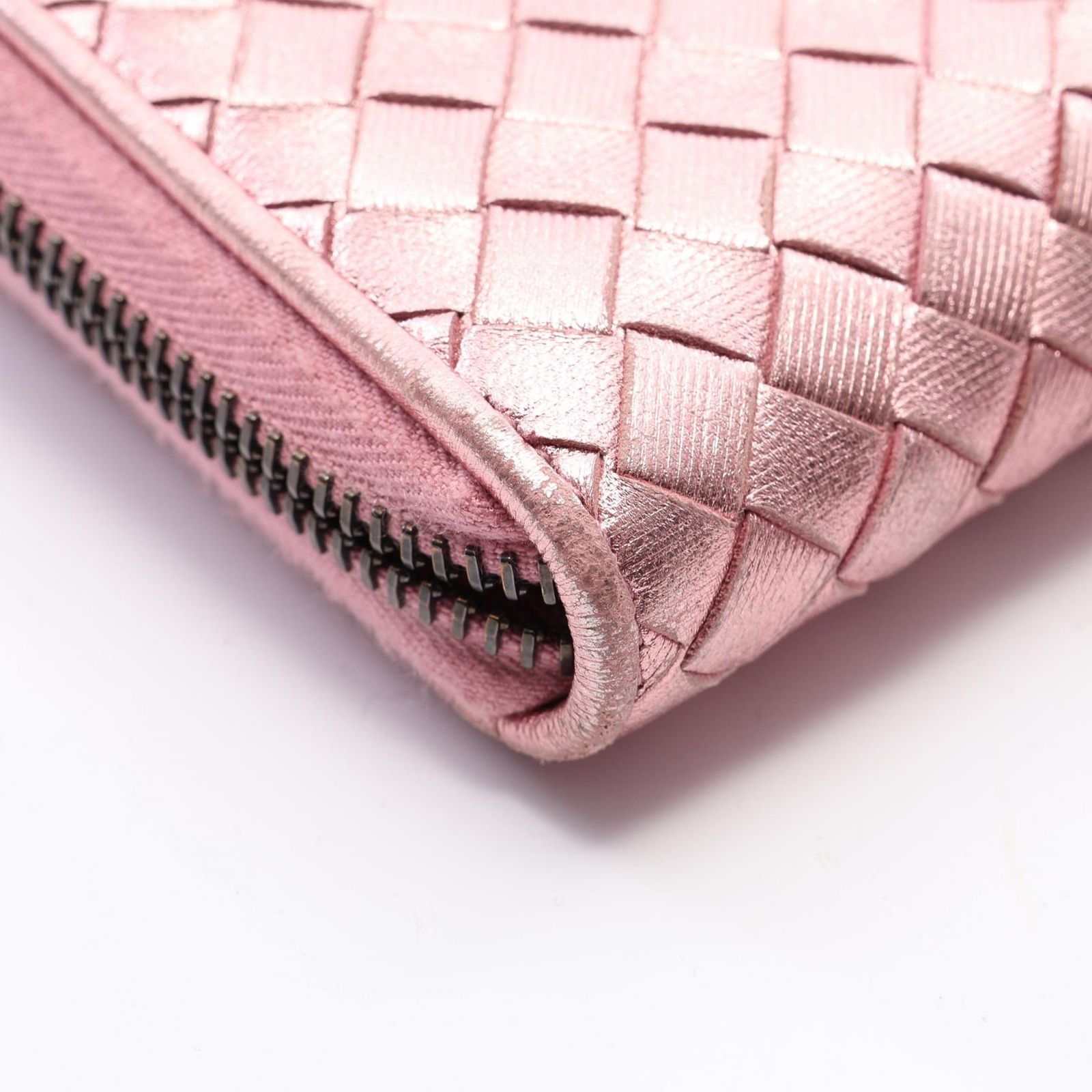 BOTTEGA VENETA ボッテガヴェネタ イントレチャート メタリック 
