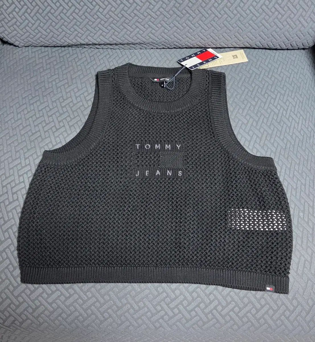 Tommy Jeans(トミー ジーンズ ) レディース オープン スティッチ フラグ タンクトップ ニット ノースリーブ ベスト Mサイズ 新品