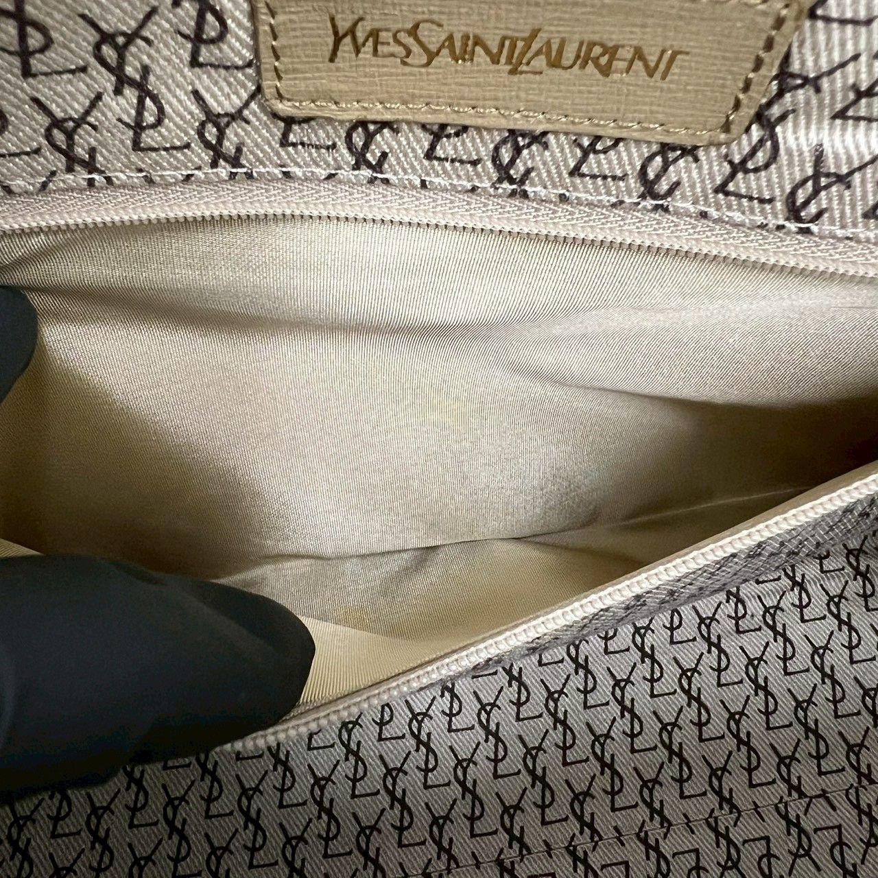 極 美品 YVES SAINT LAURENT イヴサンローラン YSL ロゴ ジラフ 柄 レザー ハンドバッグ ボストンバッグ ベージュ ブラウン 58517