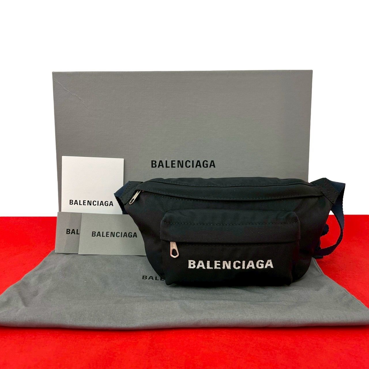 バレンシアガ ノベルティ 袋付き 極 美品 箱 袋付 BALENCIAGA バレンシアガ ウィール ベルトバッグ