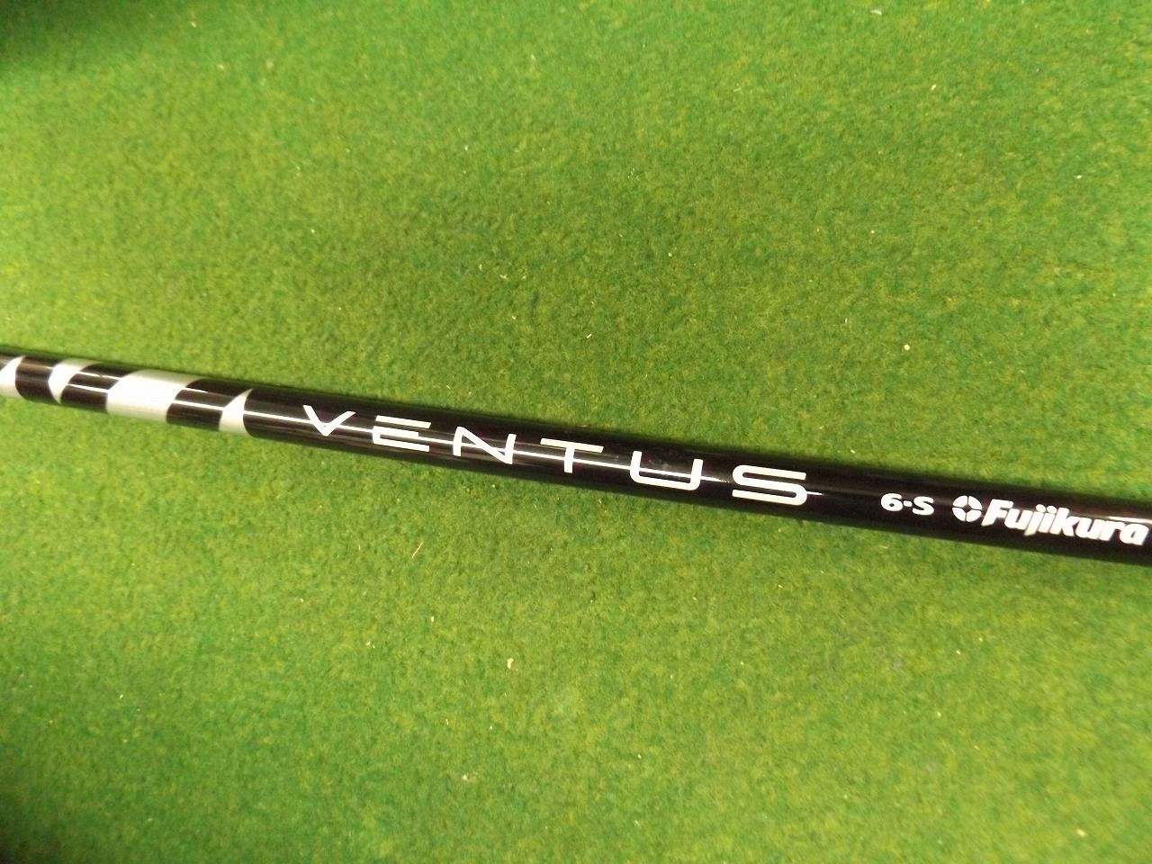 301 VENTUS BLACK VELOCORE 6 S-FLEX 43.875インチ テーラーメイドスリーブ付 フジクラ ベンタス ブラック シャフト単品 .026498