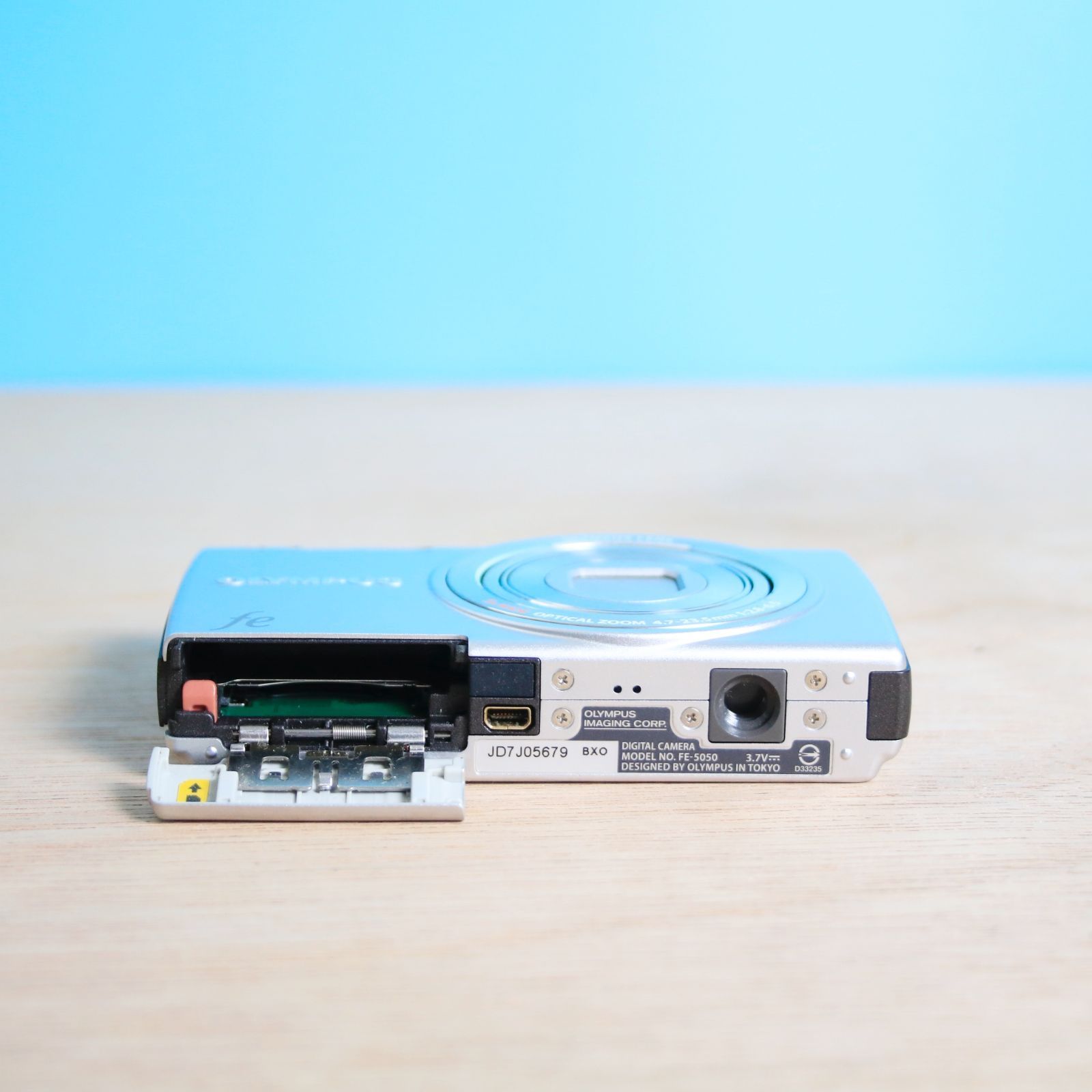 完動品❁美品 OLYMPUS EF-5050 オリンパス シルバー オールドコンデジ 