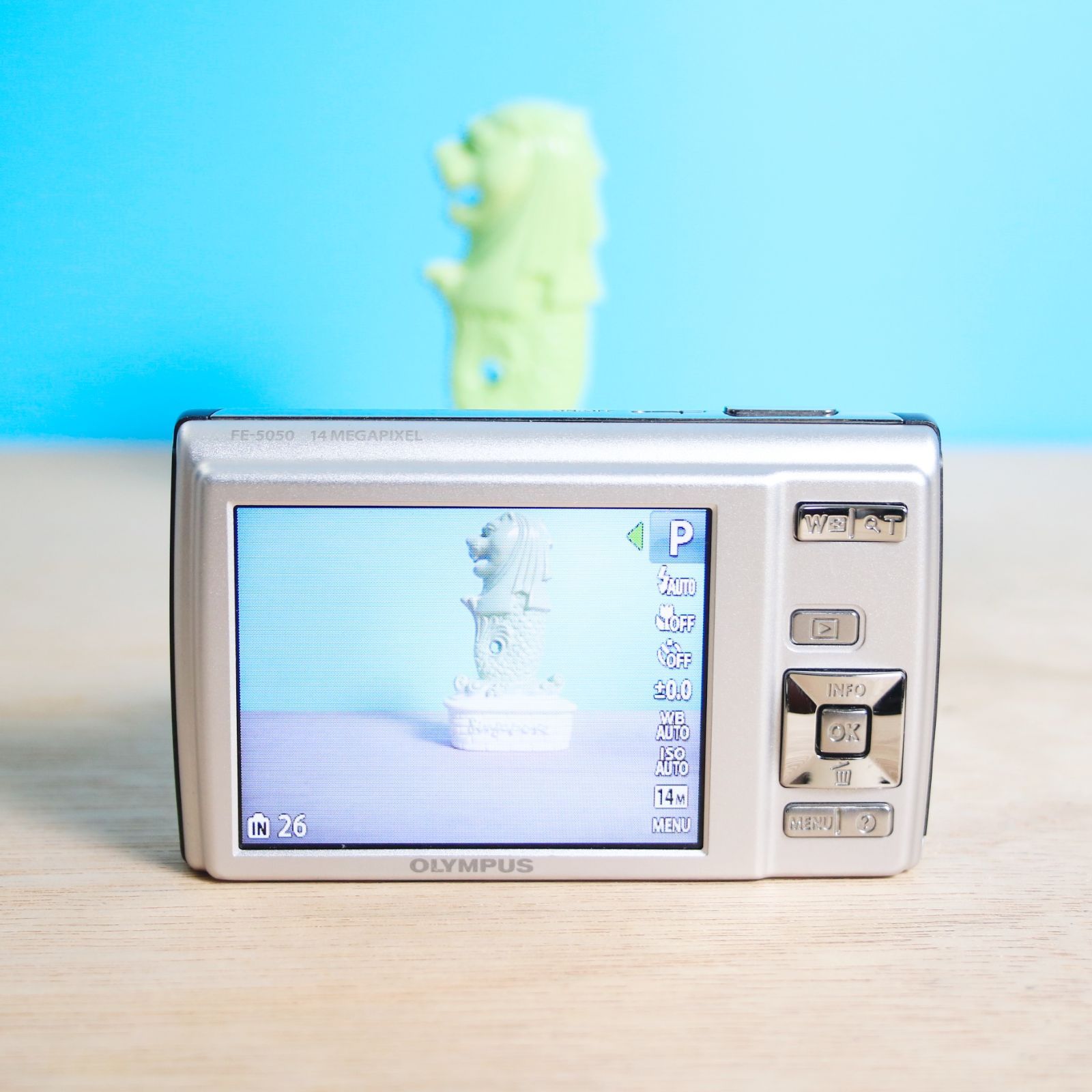 完動品❁美品 OLYMPUS EF-5050 オリンパス シルバー オールドコンデジ 