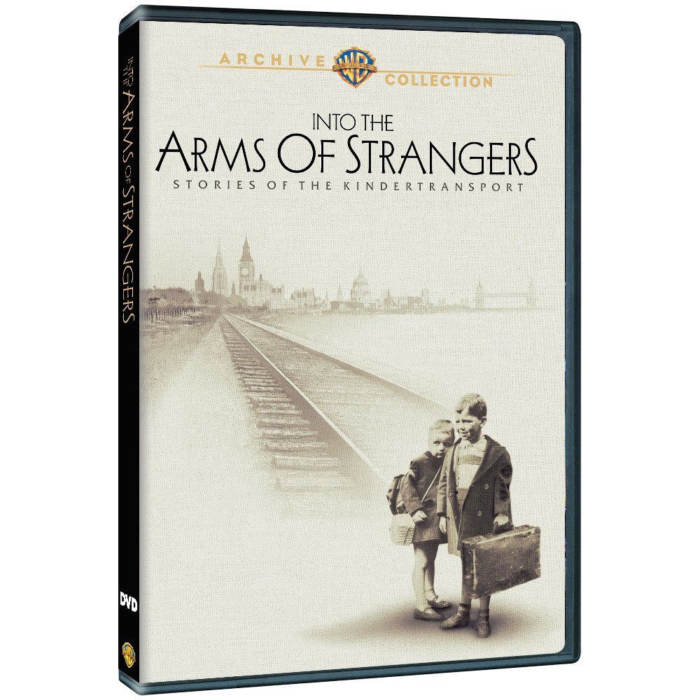 Into the Arms of Strangers [DVD]
