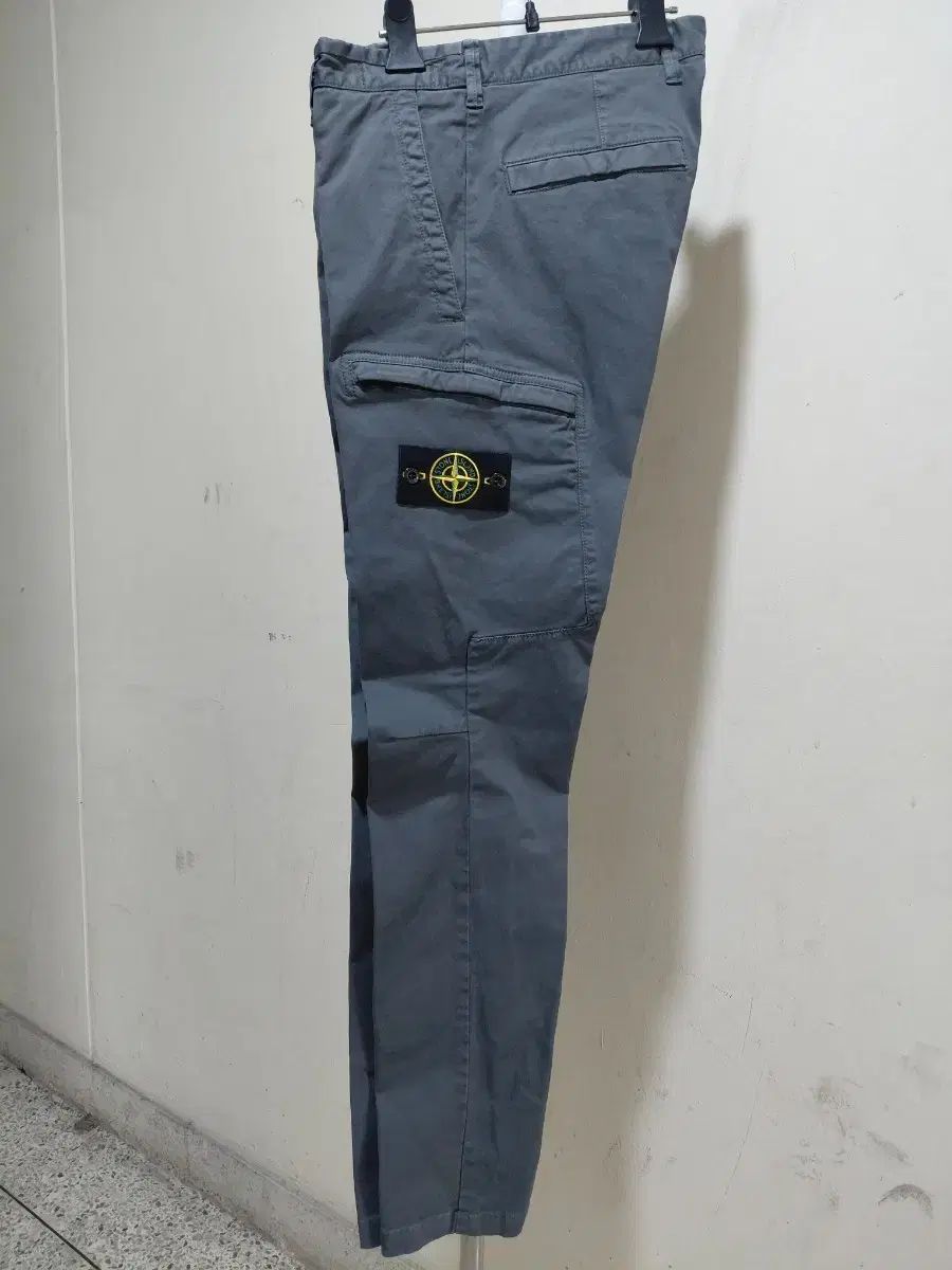 (新品) ストーンアイランド スキニー カーゴパンツ 30