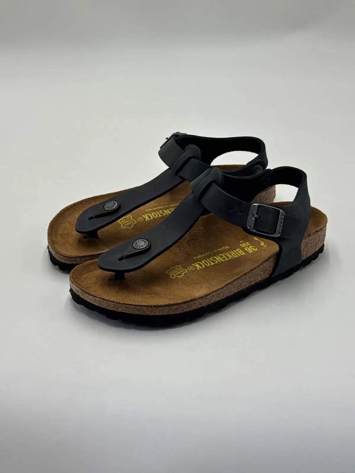 230 ビルケンシュトック BIRKENSTOCK ギゼ