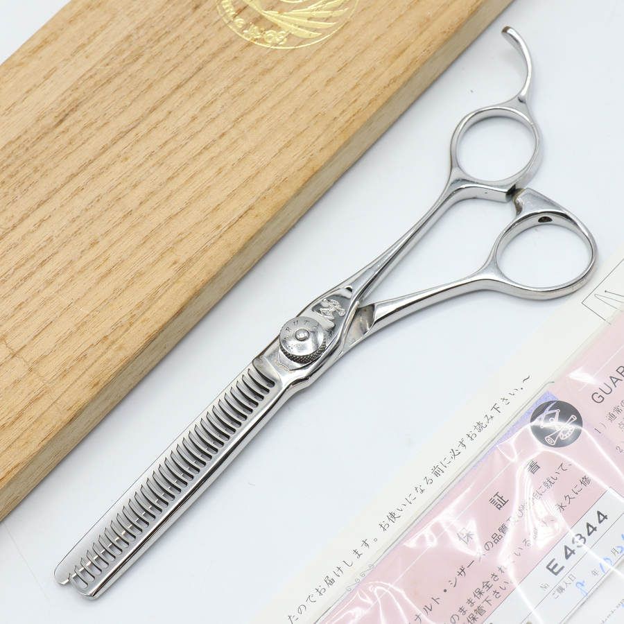【美品】ナルトシザー 二梳き ヘネシーラムール S31 セニング 5.8インチ ヘネシーオフセットハンドル 31目 約20%〜25% ニューハイボン