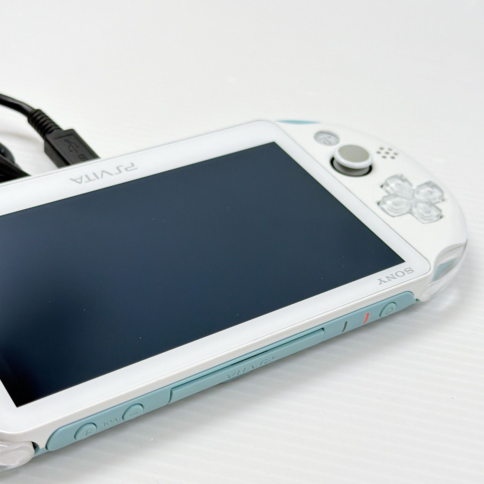 PSVITA PCH 2000 ライトブルーホワイト 画面綺麗 良品 PlayStation 