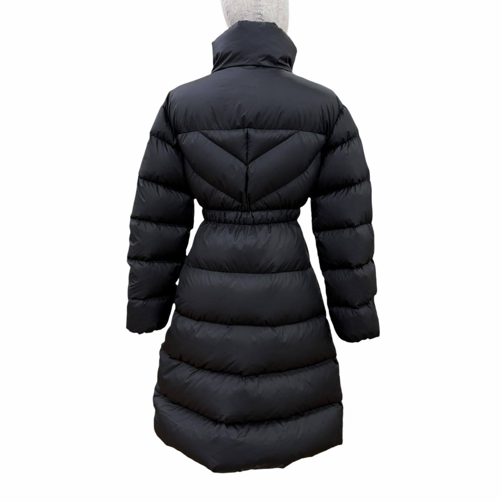 美品☆MONCLER モンクレール 2024年製 BROU ロゴワッペン・ベルト付 