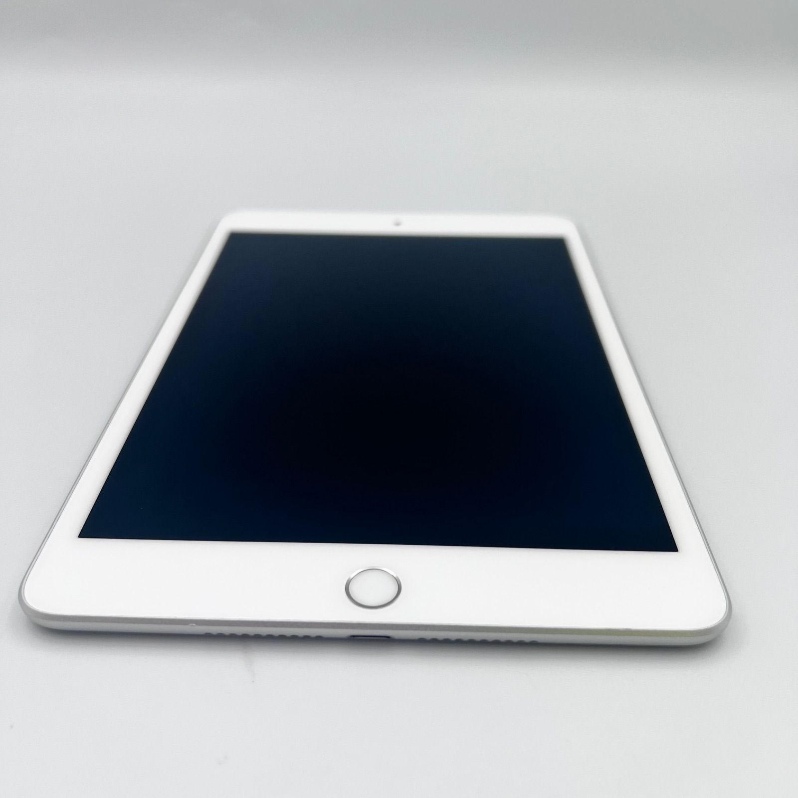 iPad mini 5 Wifi 64GB シルバー 訳あり - メルカリ