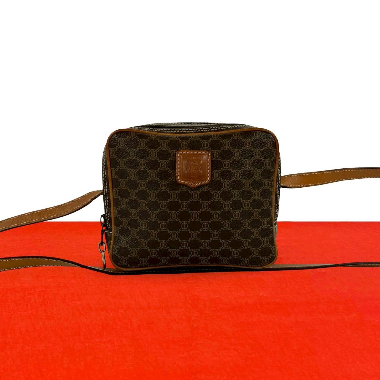 極 美品 CELINE セリーヌ ヴィンテージ マカダム ブラゾン 柄 レザー 本革 ショルダーバッグ ポシェット サコッシュ ブラウン 30552 37,830円