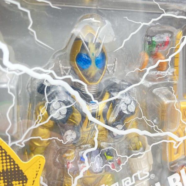 中古】HM未開封二度貼り・箱傷み)バンダイ S.H.Figuarts 仮面ライダー 