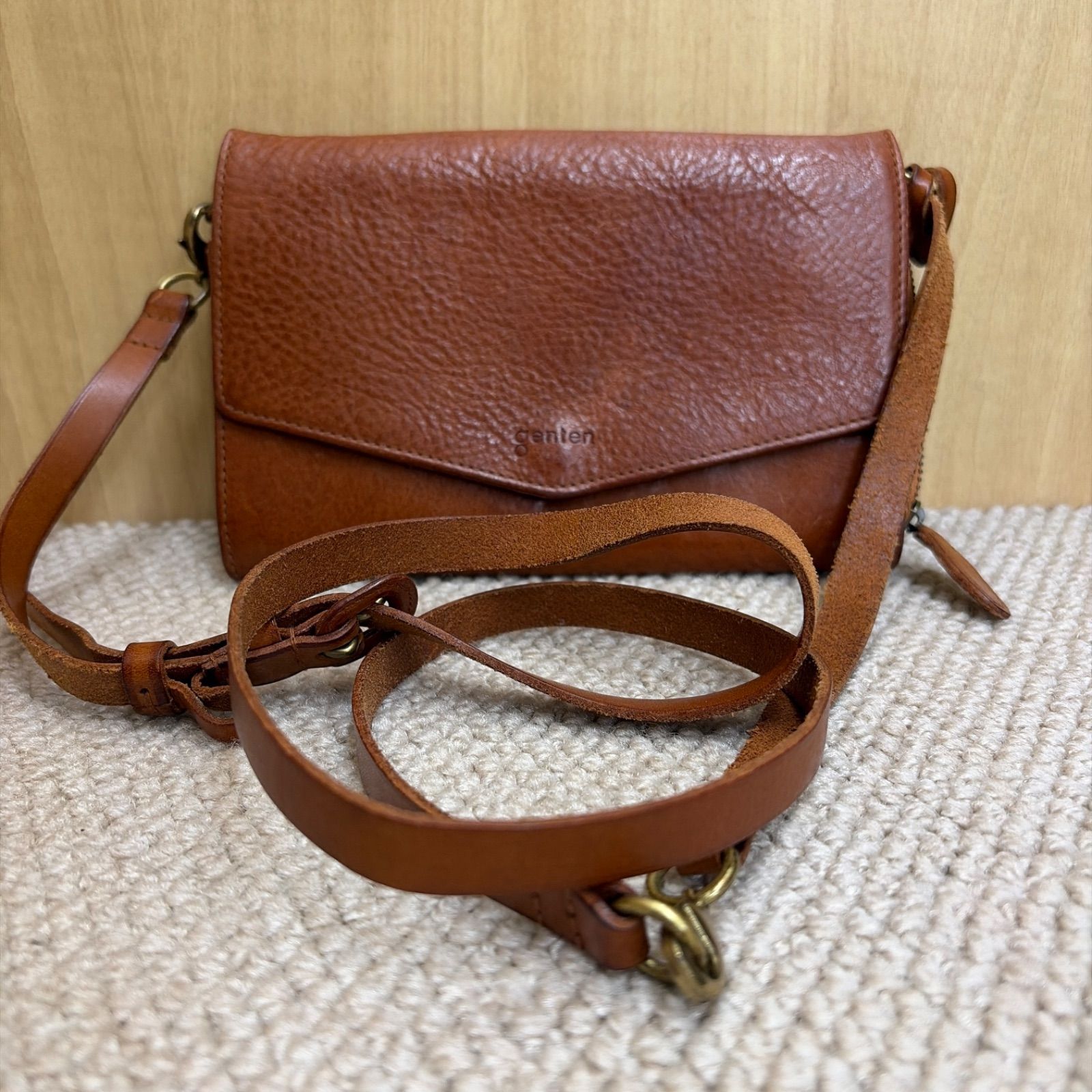 ★リユースのサカイ東金店★ genten お財布ポシェット　 管理260610-07