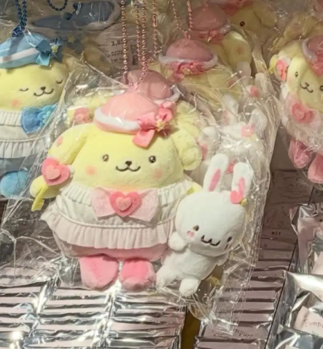 新品) 日本 ポップアップ 正規品 限定 ポムポムプリン ぬいぐるみ キーホルダー