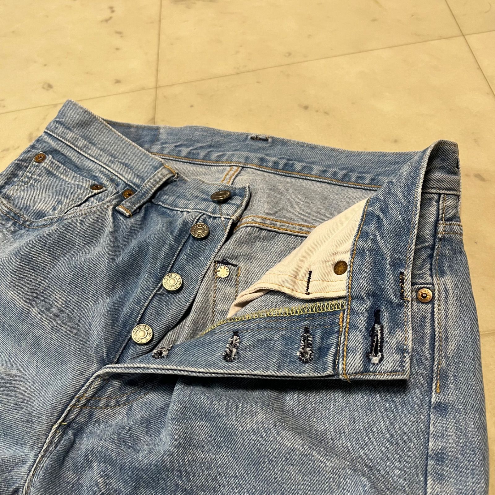 LEVI'S VINTAGE CLOTHING 8619−0017 503BXX セルビッジジーンズ オフセットセンター ベルトループ ビッグE 赤耳 隠しリベット メンズ サイズw27 ブルー ゴーゴー古着久喜倉庫店 51 No.K2177Y