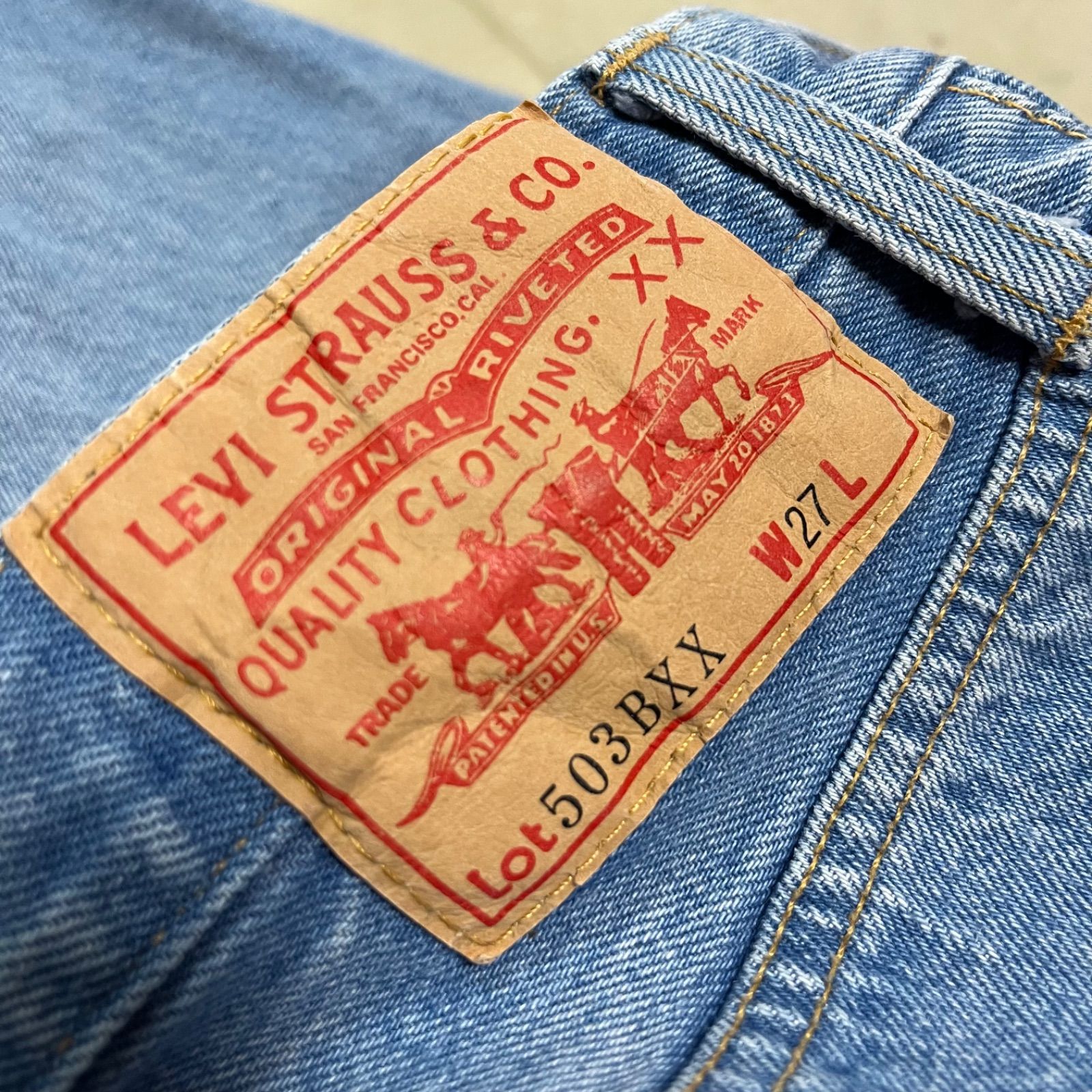 LEVI'S VINTAGE CLOTHING 8619−0017 503BXX セルビッジジーンズ オフセットセンター ベルトループ ビッグE 赤耳 隠しリベット メンズ サイズw27 ブルー ゴーゴー古着久喜倉庫店 51 No.K2177Y
