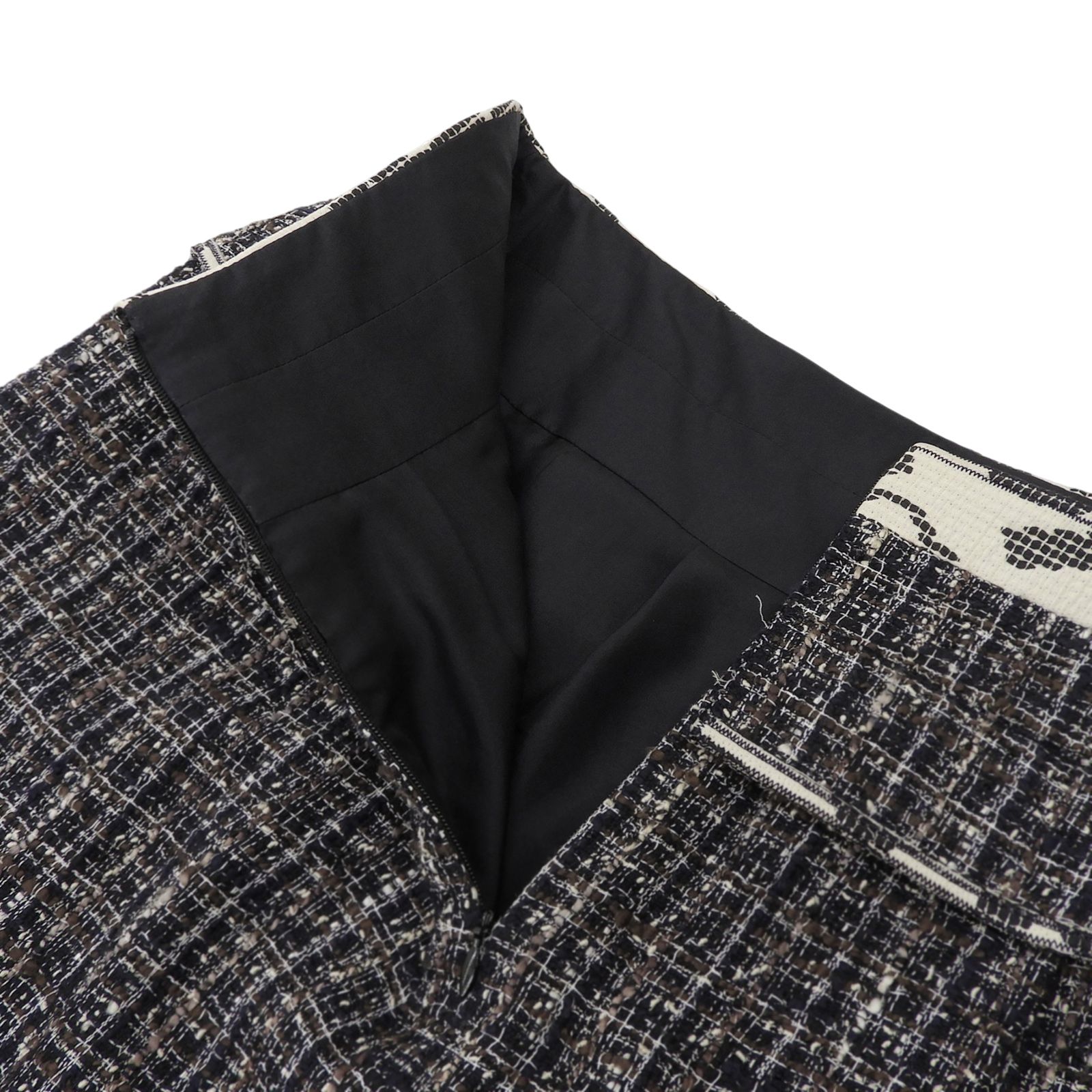 未使用品▲CHANEL シャネル 06P P28601 コットン ウール ココマーク金具付き ツイードスカート ネイビー 42 フランス製 レディース