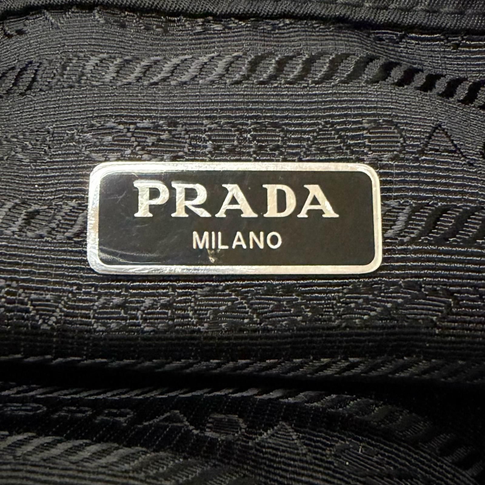 美品□PRADA プラダ 1NS369 一部レザー トライアングルロゴ Re-Nylon ポーチ 巾着バッグ ハンドバッグ ブラック イタリア製 メンズ