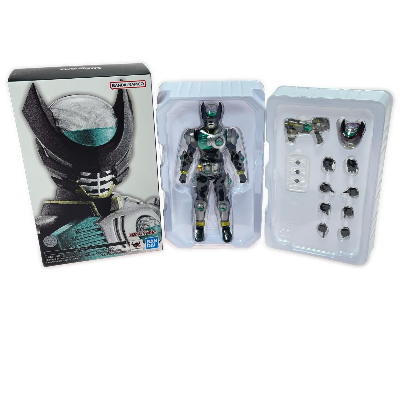 BANDAI バンダイ S.H.Figuarts 仮面ライダーバース(真骨彫製法) 「仮面ライダーオーズ」 フィギュア 開封品