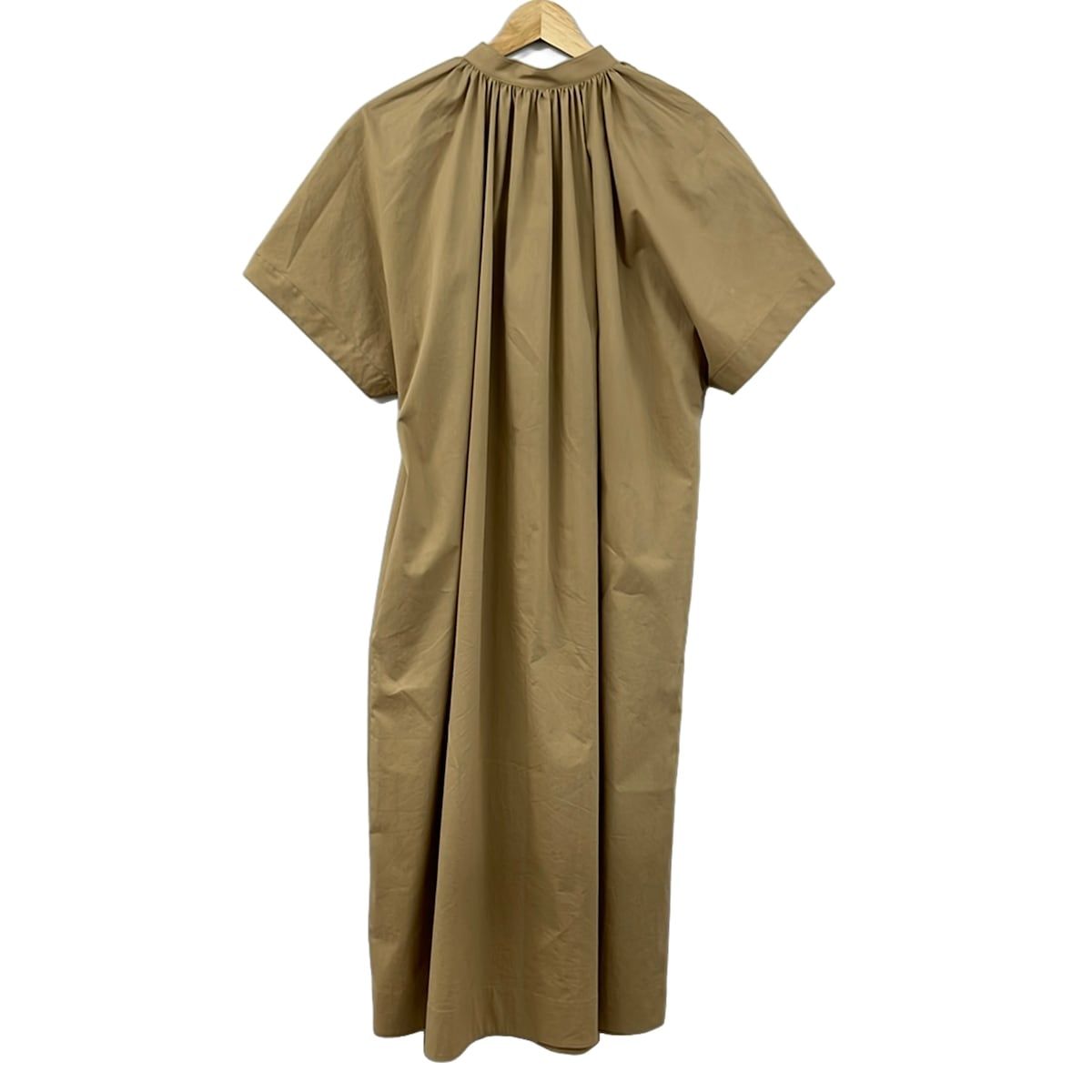 theory luxe(セオリーリュクス) ワンピース サイズ38 M レディース美品 - ベージュ 半袖/ロング/シャツワンピ