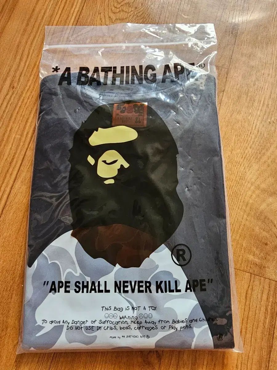 A BATHING APE アベイシングエイプ 半袖Tシャツ ブラック xl