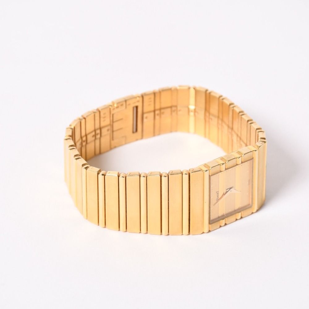 Piaget ピアジェ POLO ポロ 腕時計 7131C701 重量約146.35g K18YG 750刻印 クォーツ ゴールド文字盤 ガラスキズ 美品 中古 4a003590 Piaget ピアジェ POLO ポロ 腕時計 7131C701 重量約146.35g K18YG 750刻印 クォーツ ゴールド文字盤 ガラスキズ 美品 中古 4a003590
