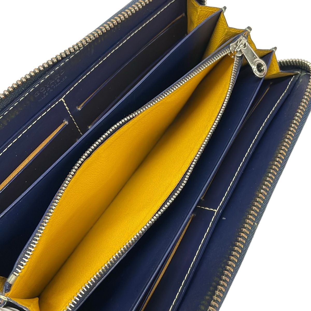 GOYARD(ゴヤール) 長財布 マティニョン ダークネイビー×白×ブラウン ラウンドファスナー レザー GOYARD(ゴヤール) 長財布 マティニョン ダークネイビー×白×ブラウン ラウンドファスナー レザー
