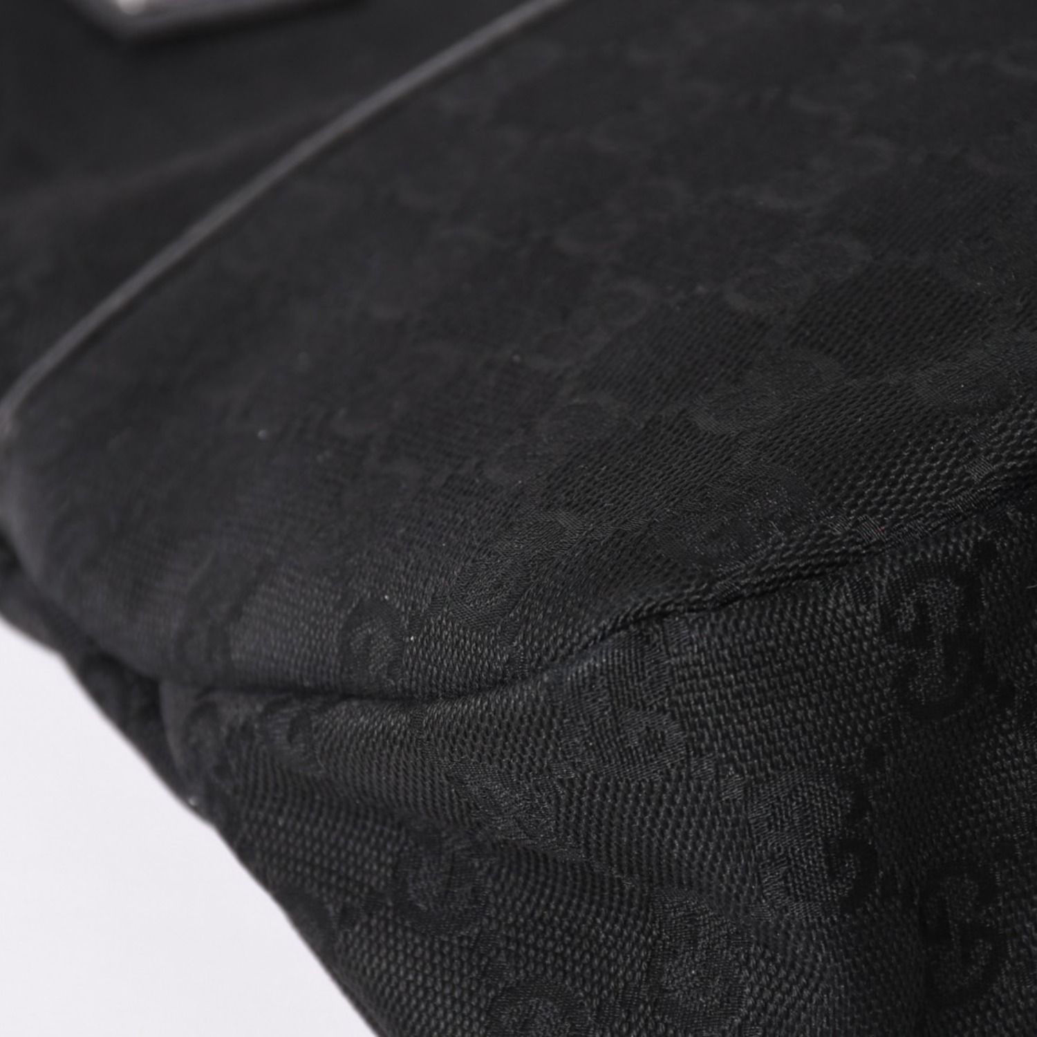 GUCCI グッチ GGキャンバスショルダーバッグ ハンドバッグ ワンショルダー GGキャンバス 132260 ブラック シルバー金具 美品 中古 4a003515 GUCCI グッチ GGキャンバスショルダーバッグ ハンドバッグ ワンショルダー GGキャンバス 132260 ブラック シルバー金具 美品 中古 4a003515