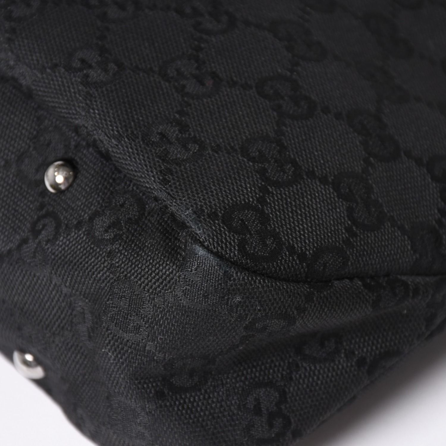 GUCCI グッチ GGキャンバスショルダーバッグ ハンドバッグ ワンショルダー GGキャンバス 132260 ブラック シルバー金具 美品 中古 4a003515 GUCCI グッチ GGキャンバスショルダーバッグ ハンドバッグ ワンショルダー GGキャンバス 132260 ブラック シルバー金具 美品 中古 4a003515