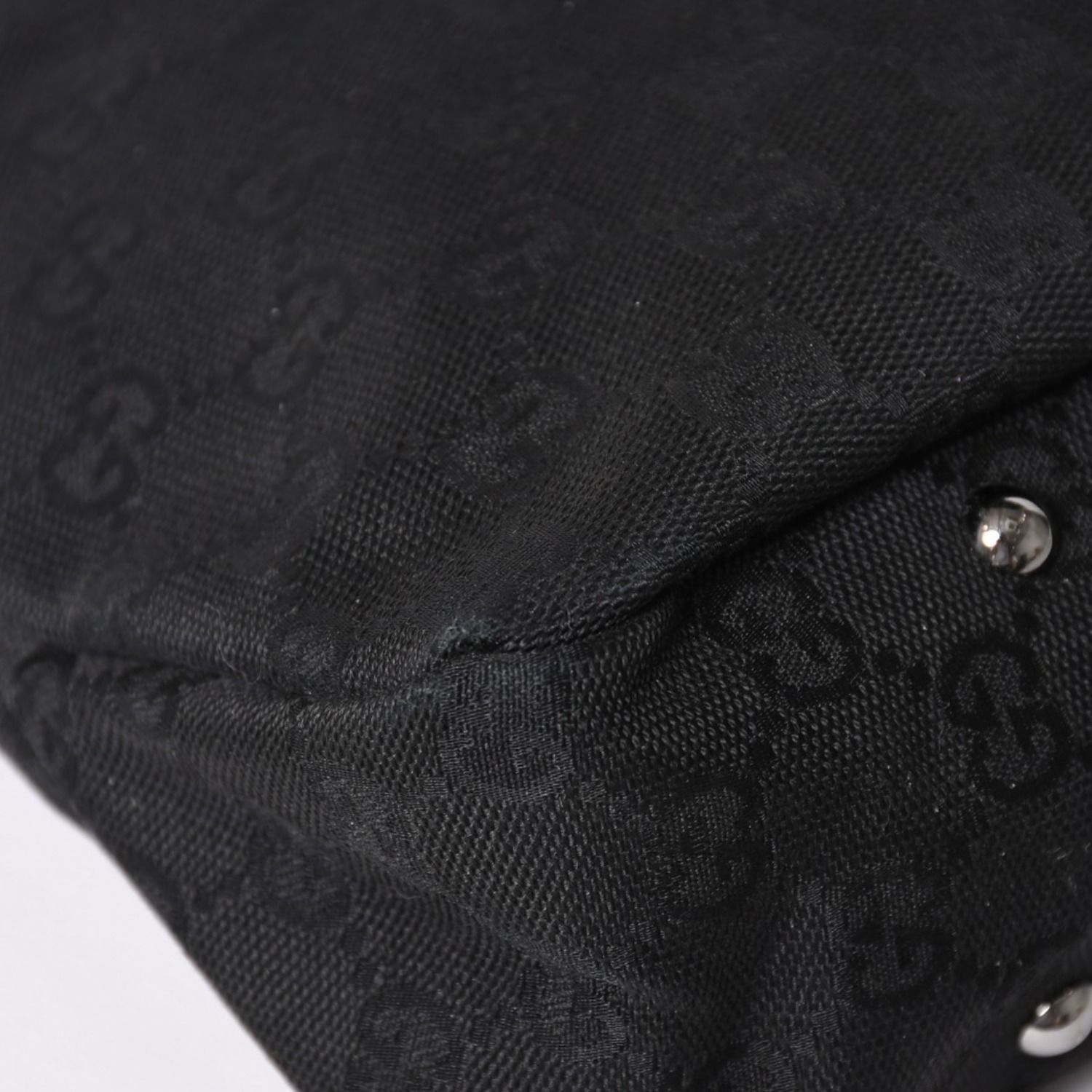 GUCCI グッチ GGキャンバスショルダーバッグ ハンドバッグ ワンショルダー GGキャンバス 132260 ブラック シルバー金具 美品 中古 4a003515 GUCCI グッチ GGキャンバスショルダーバッグ ハンドバッグ ワンショルダー GGキャンバス 132260 ブラック シルバー金具 美品 中古 4a003515