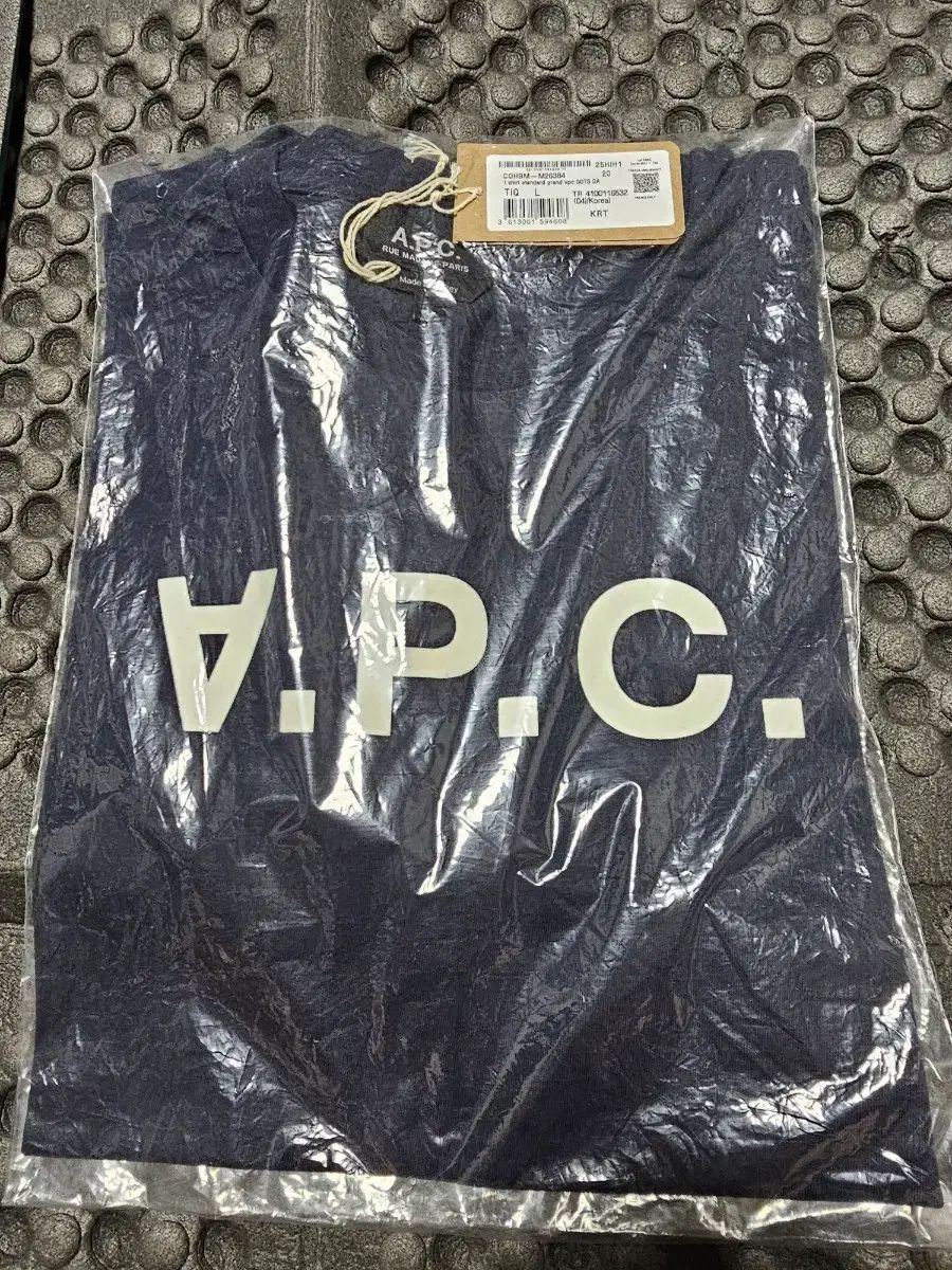 A.P.C. ロゴ 半袖Tシャツ ネイビー L