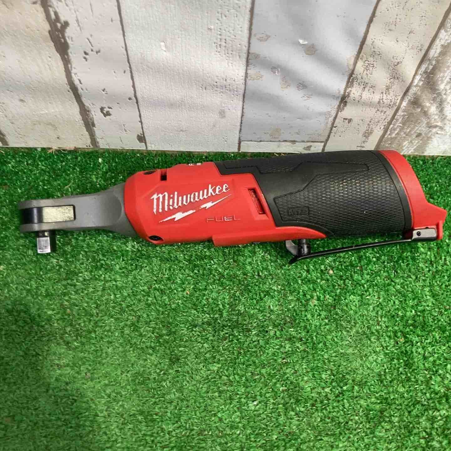 ★ミルウォーキー コードレスラチェットレンチ M12 FHIR38-0 JP【町田店】 17,520円