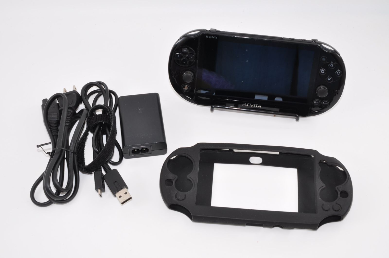 PlayStation®Vita Wi-Fiモデル ブラック PCH-2000 ZA11 ソニー SONY PS Vita 本体　黒