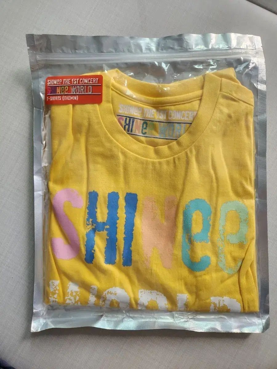 SHINee 初コンサート Tシャツ