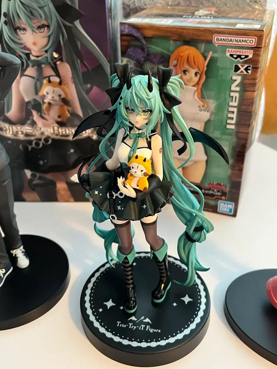 初音 ミク 悪魔 フィギュア