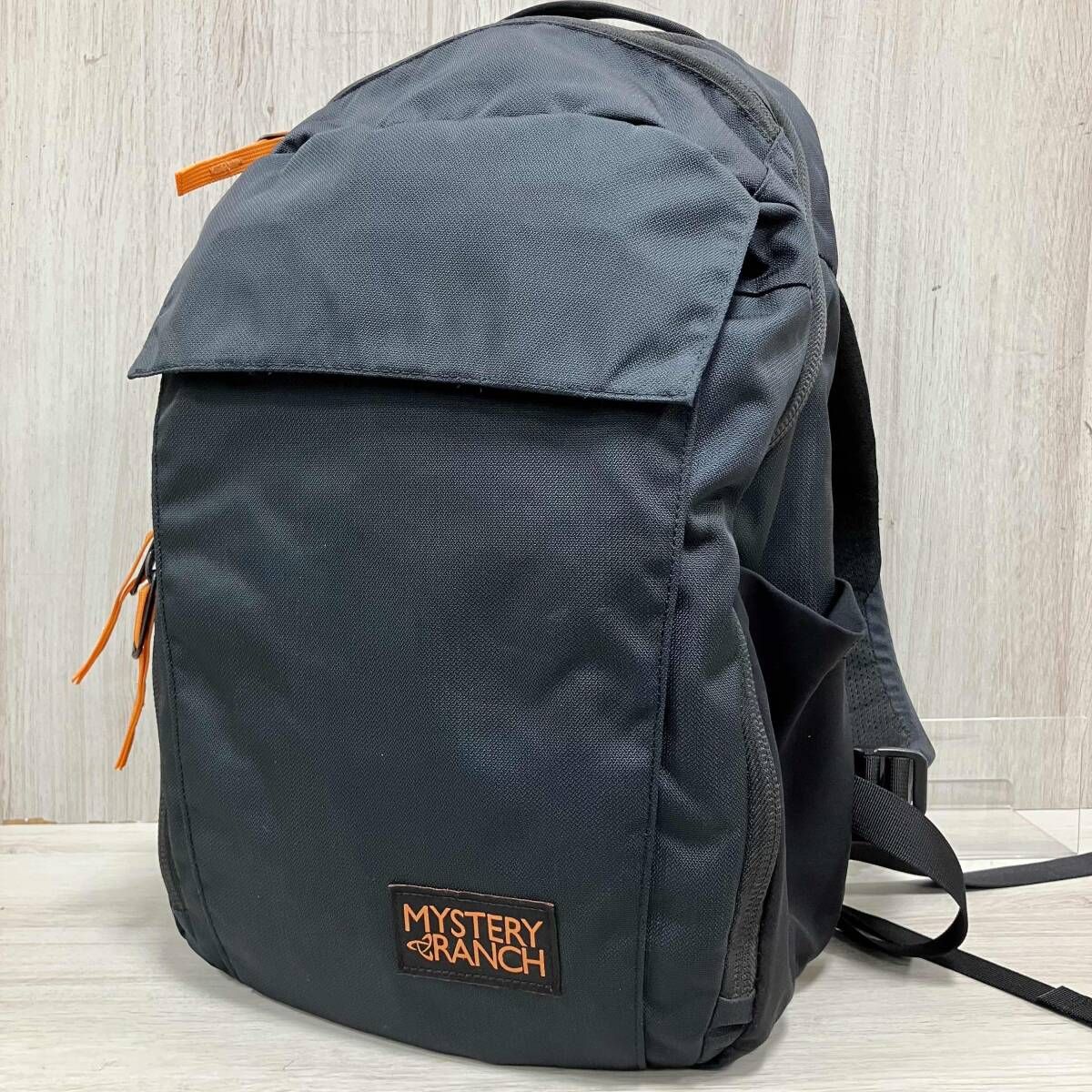 MYSTERY RANCH/リュック／297543 ミステリーランチ ディストリクト バックパック 黒 ブラック　PC保護　コーデュラ