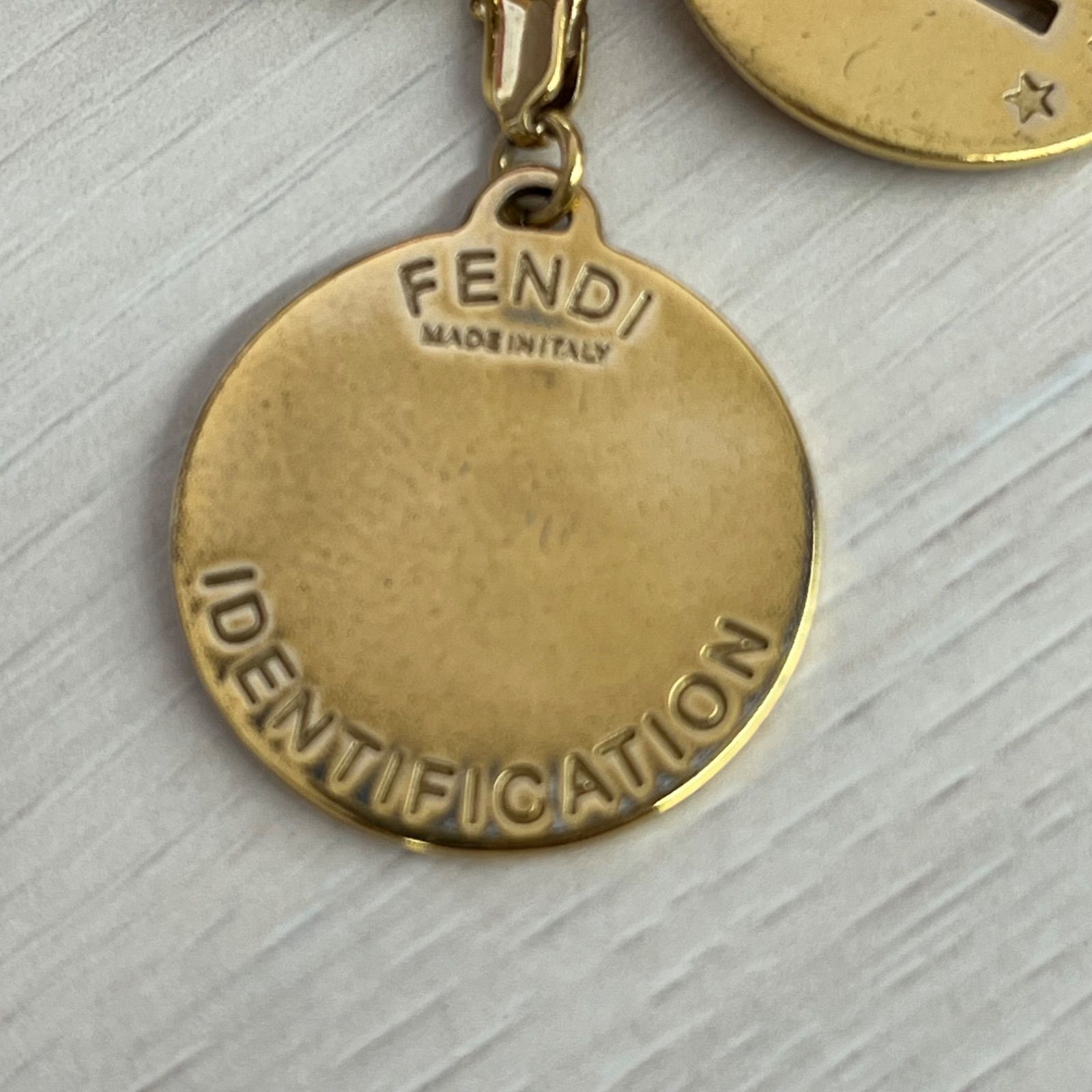 美品☆FENDI☆FF柄ネックレス☆ペンダント　チャーム チェーン ゴールド s) FENDI フェンディ FF 柄 ネックレス ペンダントチャーム チェーン