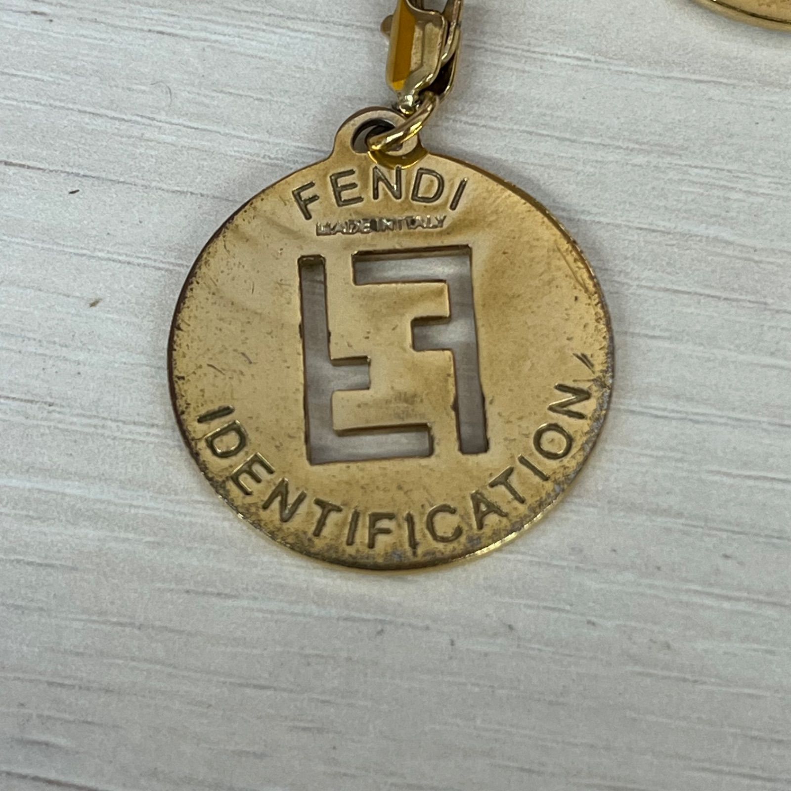 美品☆FENDI☆FF柄ネックレス☆ペンダント　チャーム チェーン ゴールド s) FENDI フェンディ FF 柄 ネックレス ペンダントチャーム チェーン