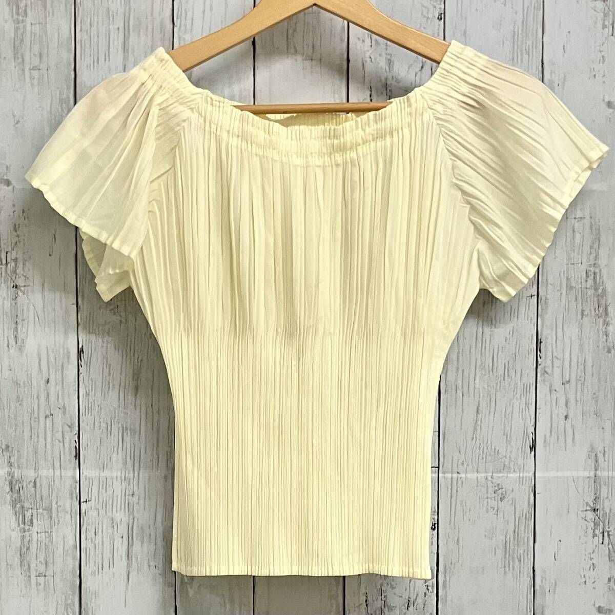 PLEATS PLEASE ISSEY MIYAKE イッセイミヤケ PP31-JK262 レディース ブラウス 半袖シャツ size3 オフホワイト ライトイエロー