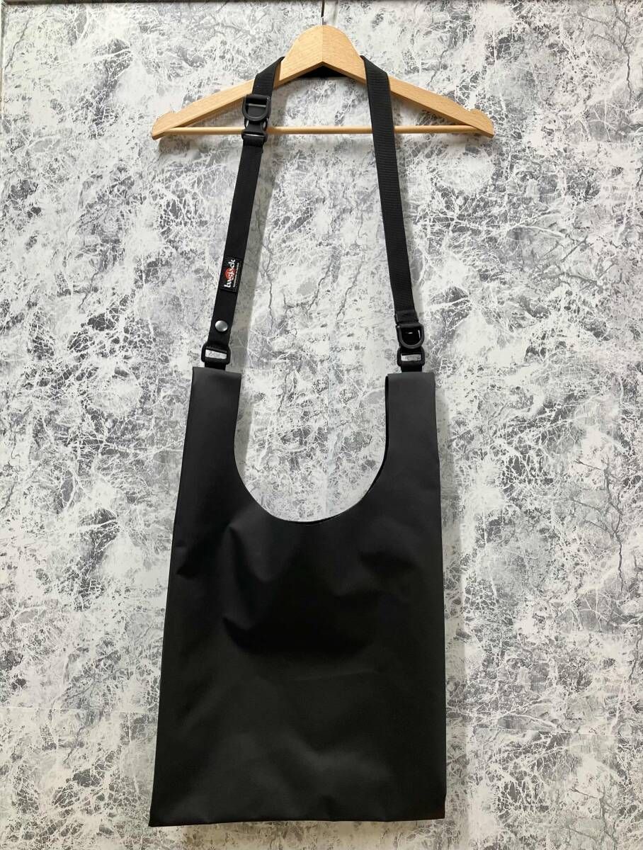 BAGJACK/バッグジャック Wonder Mountain別注 ショルダーバッグ D-10369 Berlin ブラック