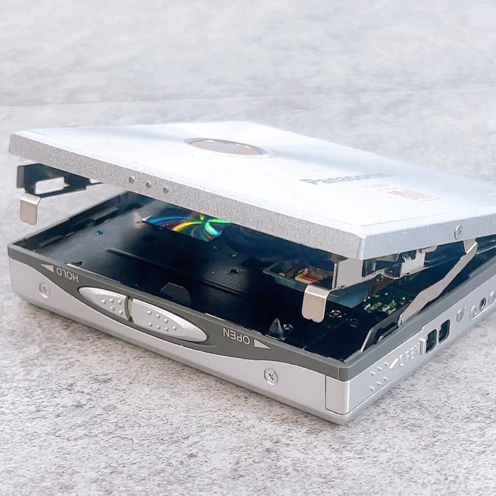 H-1686 Panasonic ポータブルMDプレーヤー SJ-MJ7 シルバー 動作品