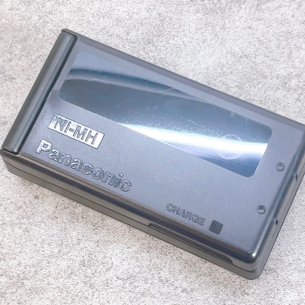 H-1686 Panasonic ポータブルMDプレーヤー SJ-MJ7 シルバー 動作品