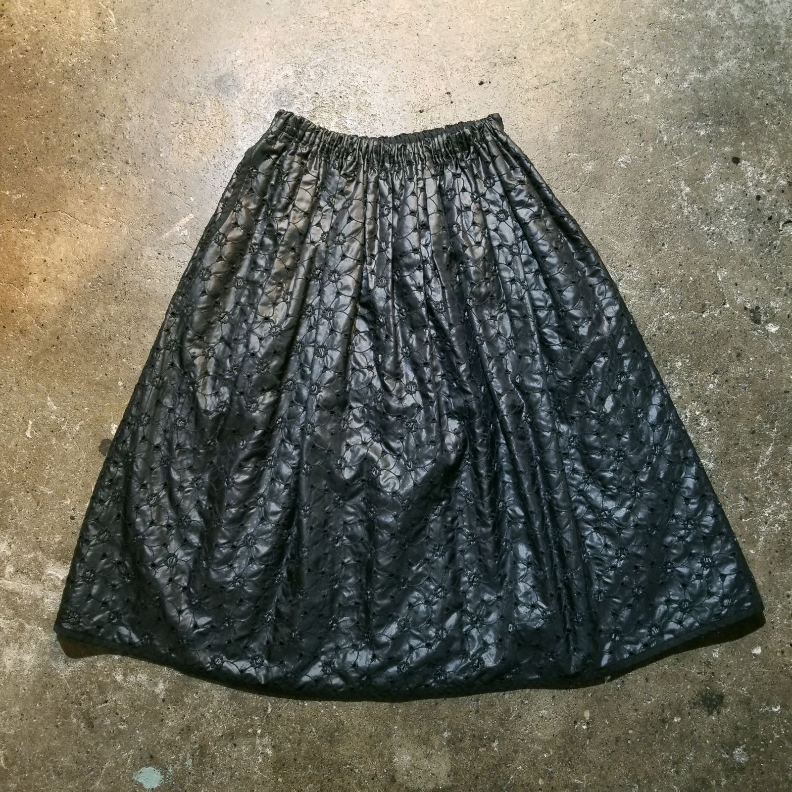 tricot COMME des GARCONS 20ss 花柄カットワーク刺繍 スカート トリコ