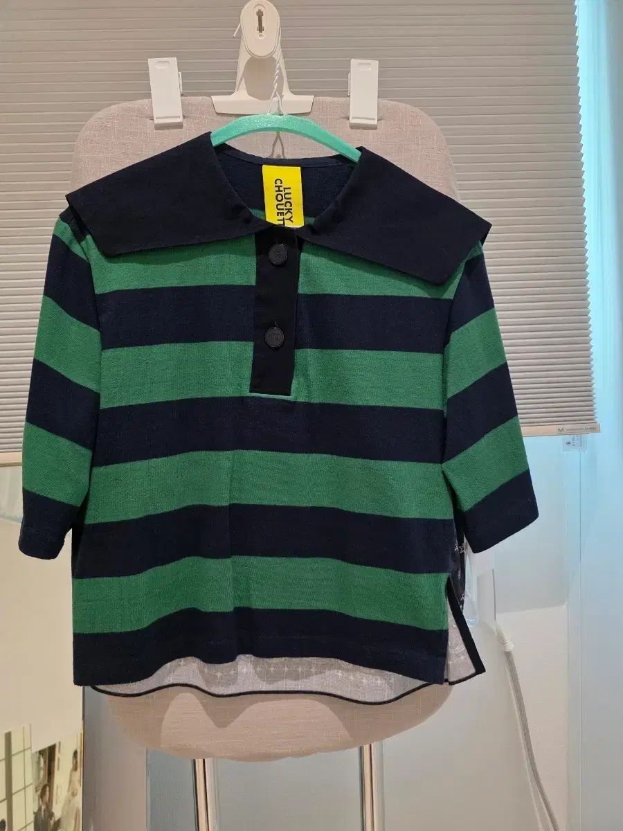 ラッキーシュエトゥ Tシャツ