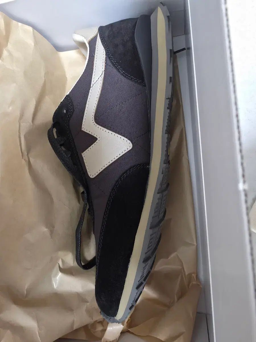Fkt runner black
