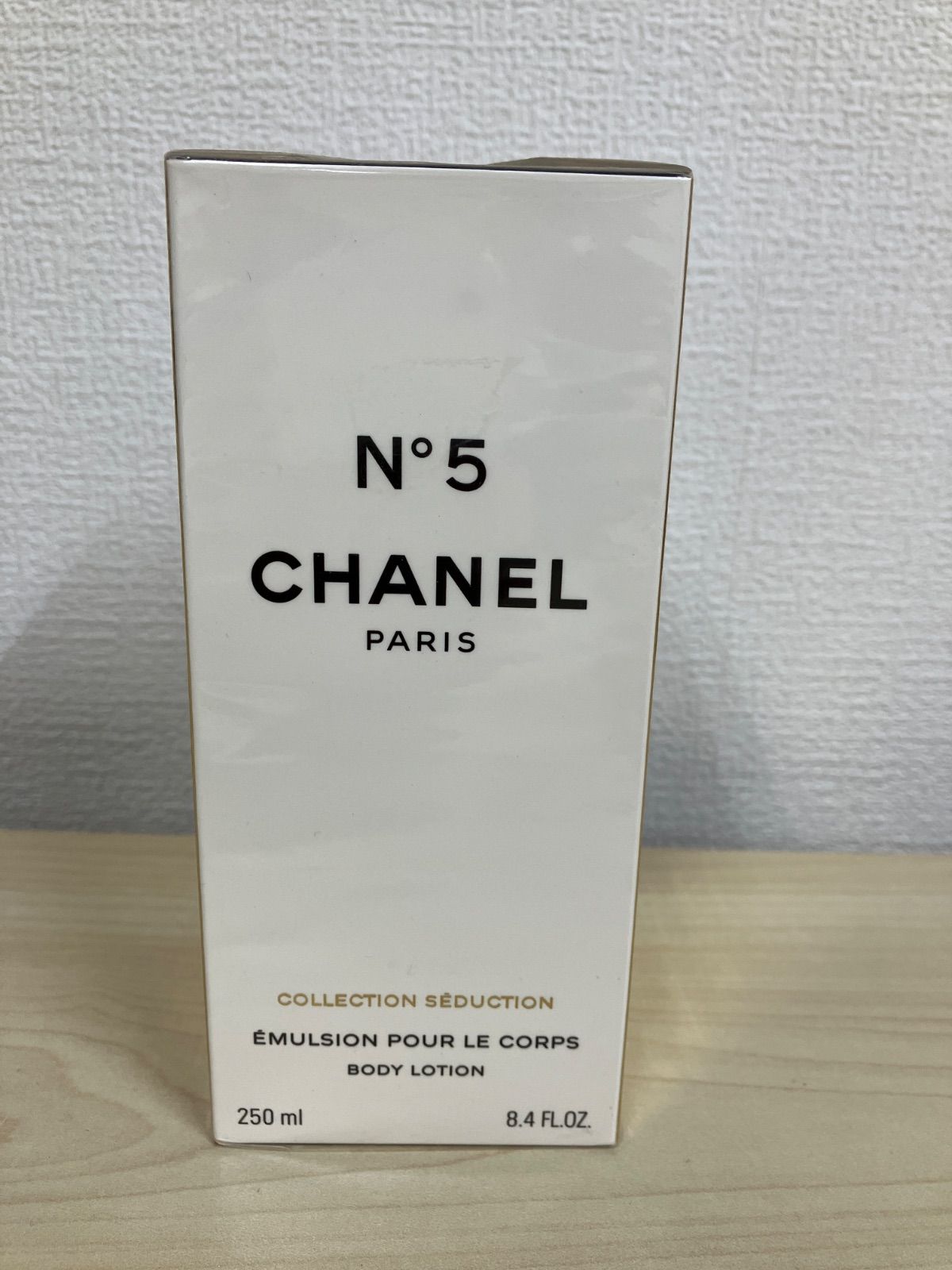 P/シャネル N°5 シルキーボディ エマルジョン